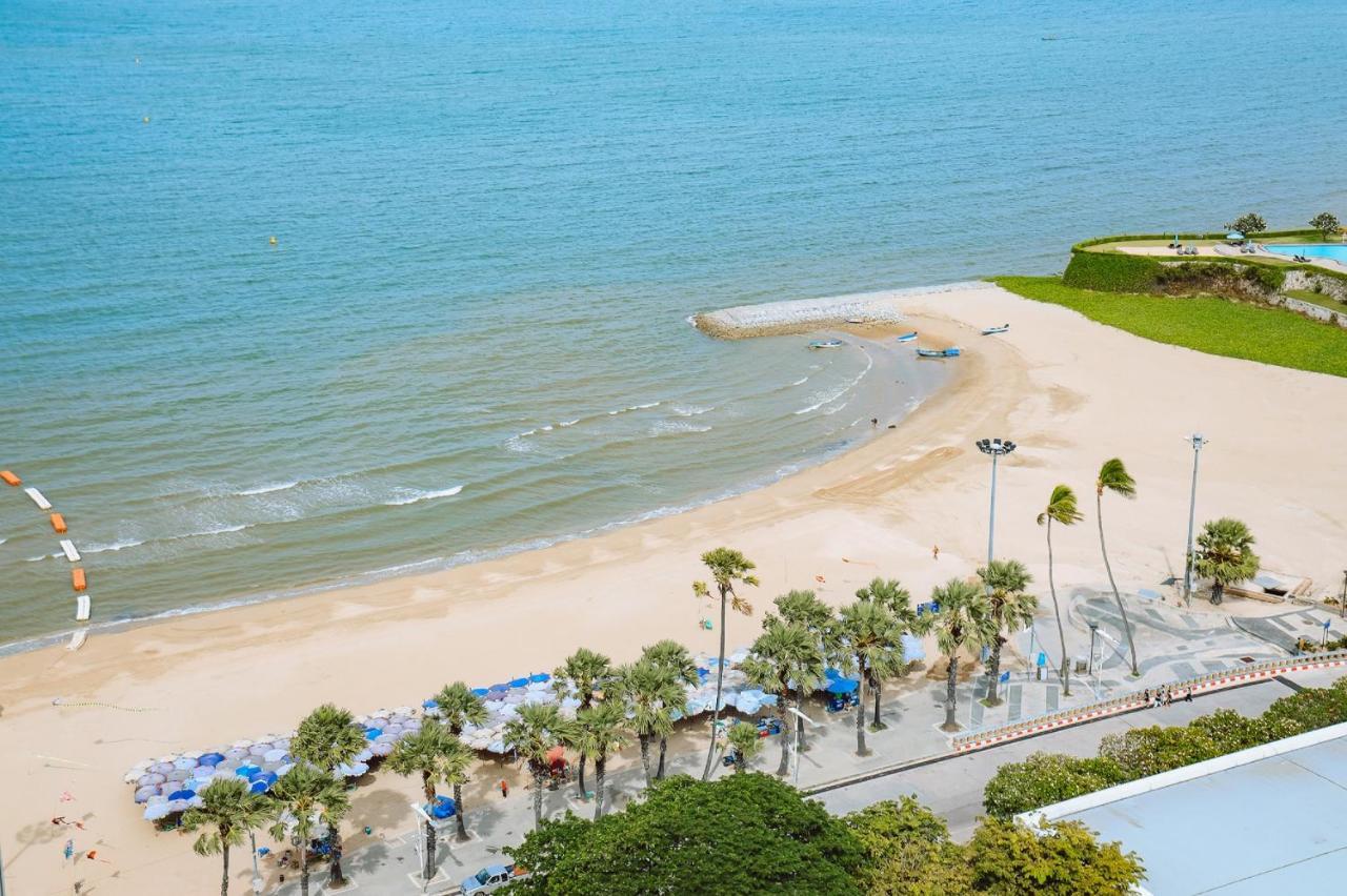 Amari Pattaya Hotel Exterior foto Pattaya Beach